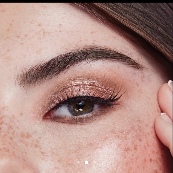 BRAND NEW IN BOX STILA GLISTEN & GLOW LIQUID EYESHADOW IN "STREAM" - Picture 6 of 8